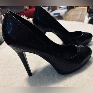 Brand New Stunning Heels By RALPH LAUREN - Size 8 1/2B - Heel Height 4.5 Inches
